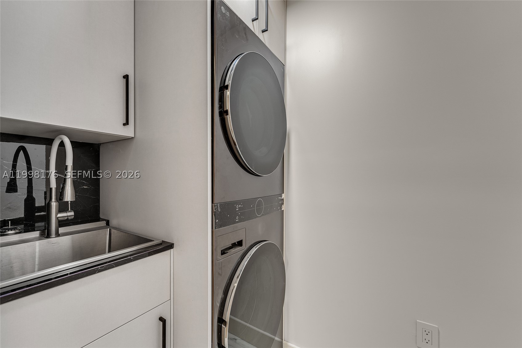 7445 Fisher Island Dr #7445, Miami Beach FL 33109