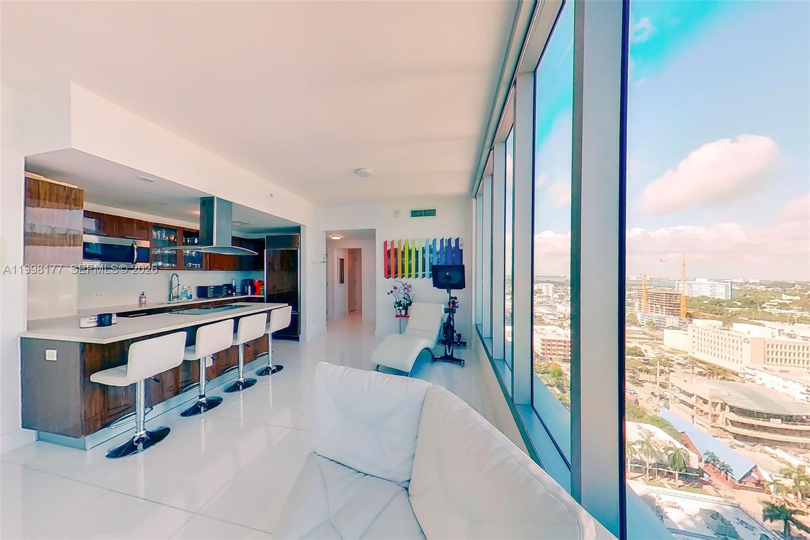 6899 Collins Ave #1905, Miami Beach FL 33141