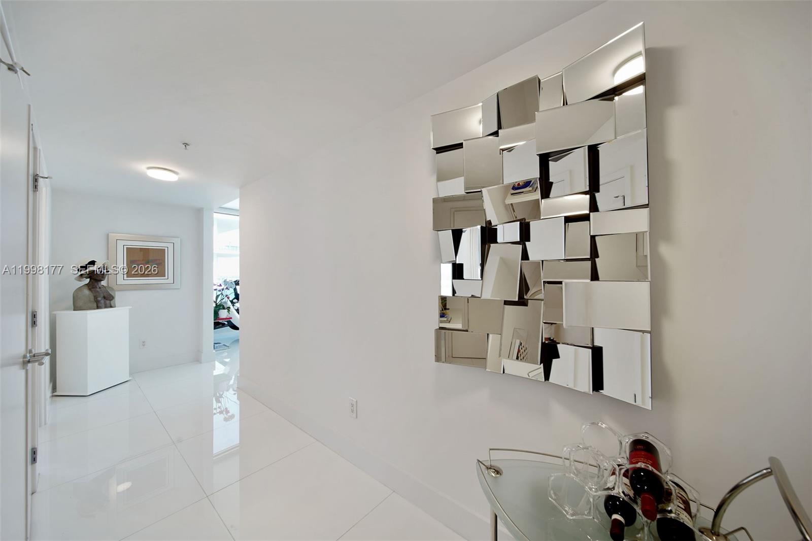 6899 Collins Ave #1905, Miami Beach FL 33141