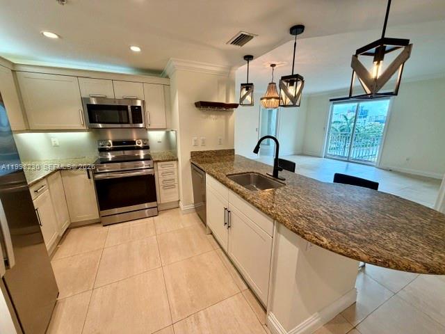 7270 SW 88th St #B306, Miami FL 33156