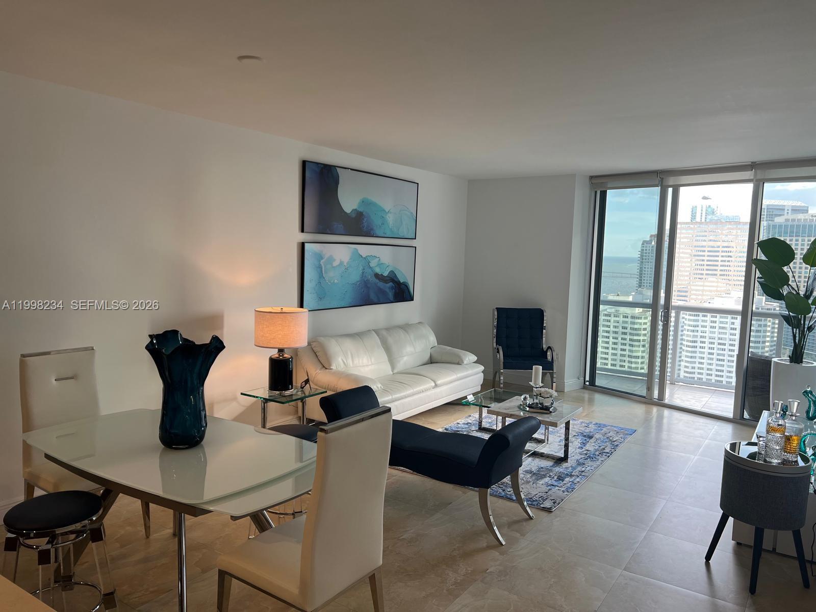 495 Brickell ave #2707, Miami FL 33131