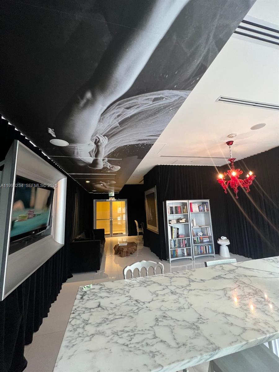 495 Brickell ave #2707, Miami FL 33131