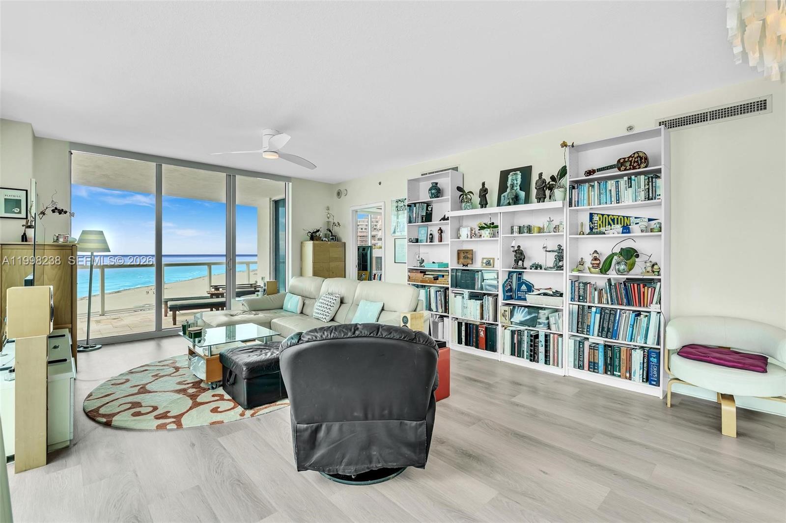 3801 Collins Ave #806, Miami Beach FL 33140