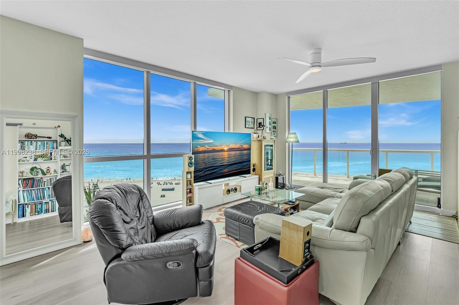 3801 Collins Ave #806, Miami Beach FL 33140