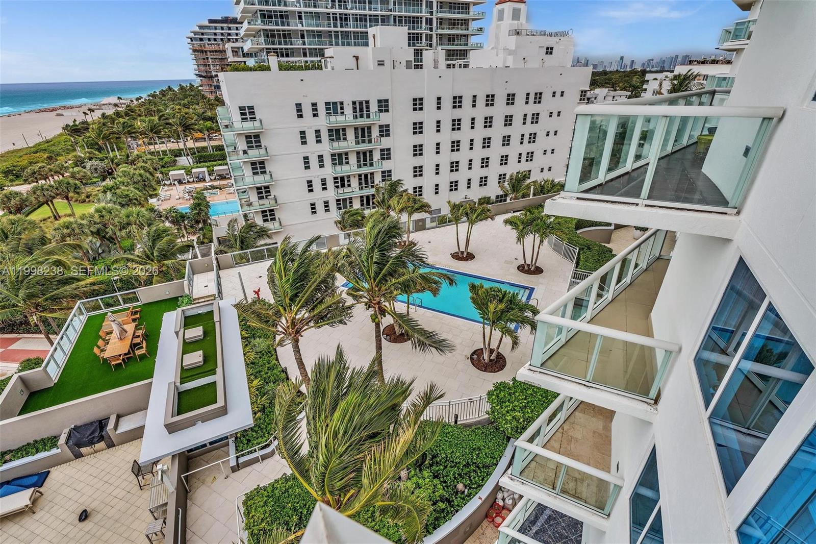 3801 Collins Ave #806, Miami Beach FL 33140