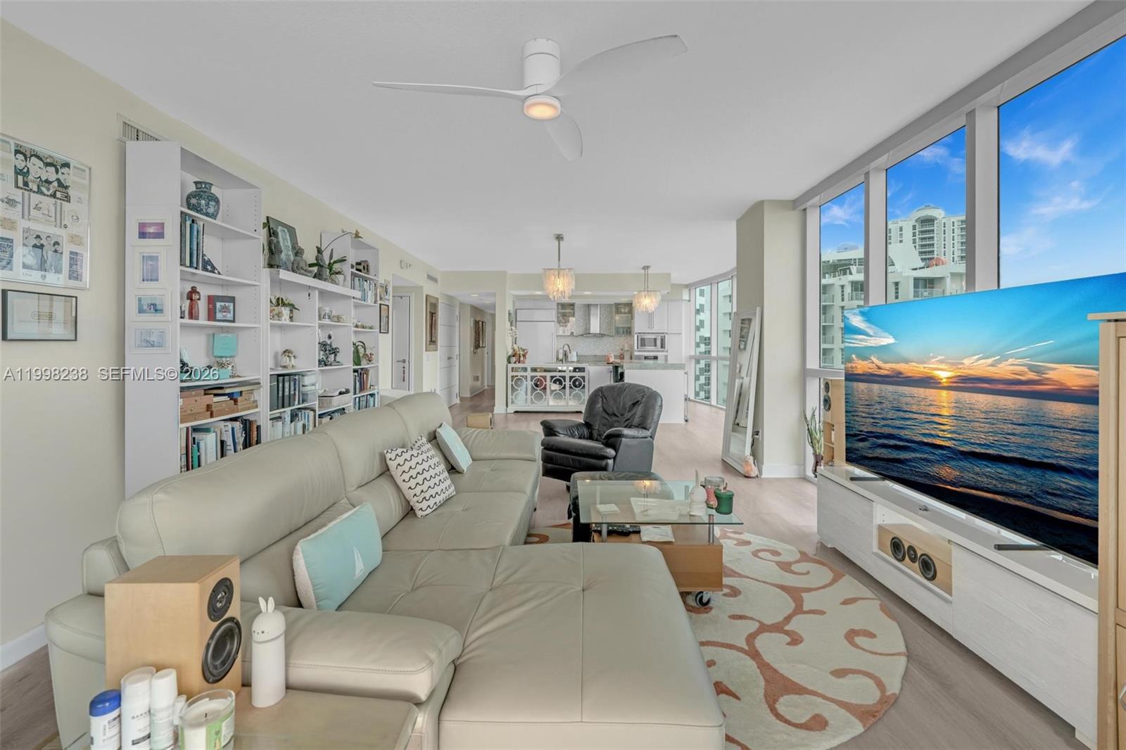 3801 Collins Ave #806, Miami Beach FL 33140