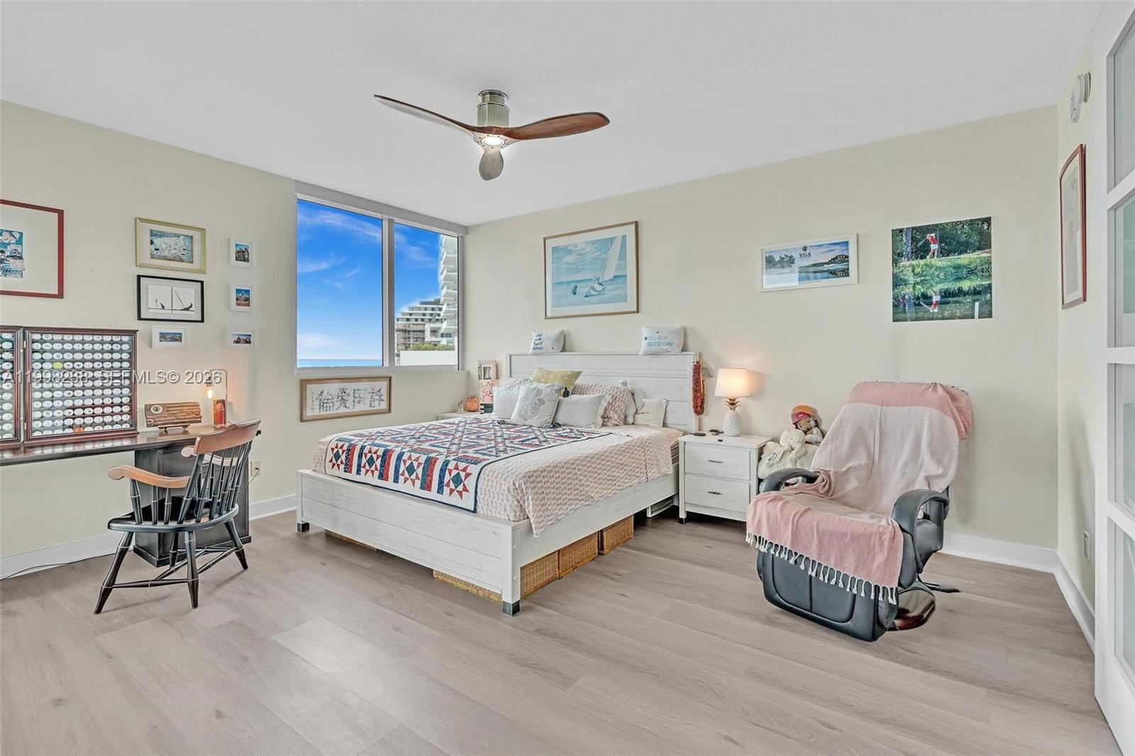 3801 Collins Ave #806, Miami Beach FL 33140