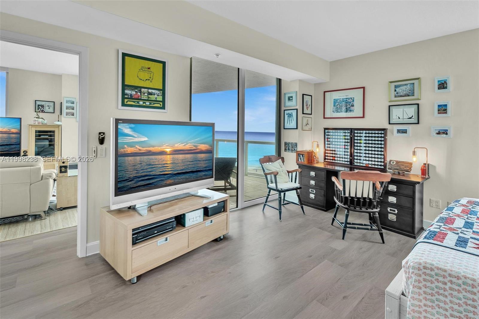 3801 Collins Ave #806, Miami Beach FL 33140