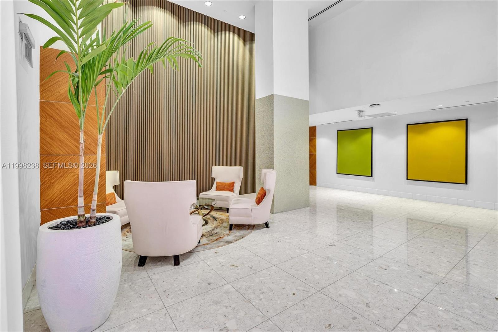 3801 Collins Ave #806, Miami Beach FL 33140