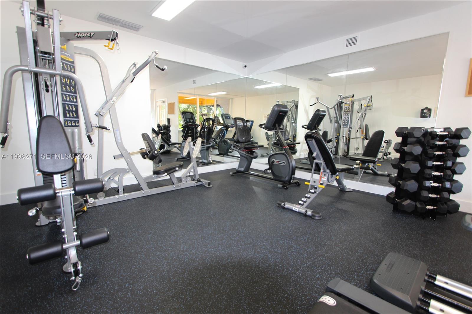 4550 NW 9th St #811E, Miami FL 33126