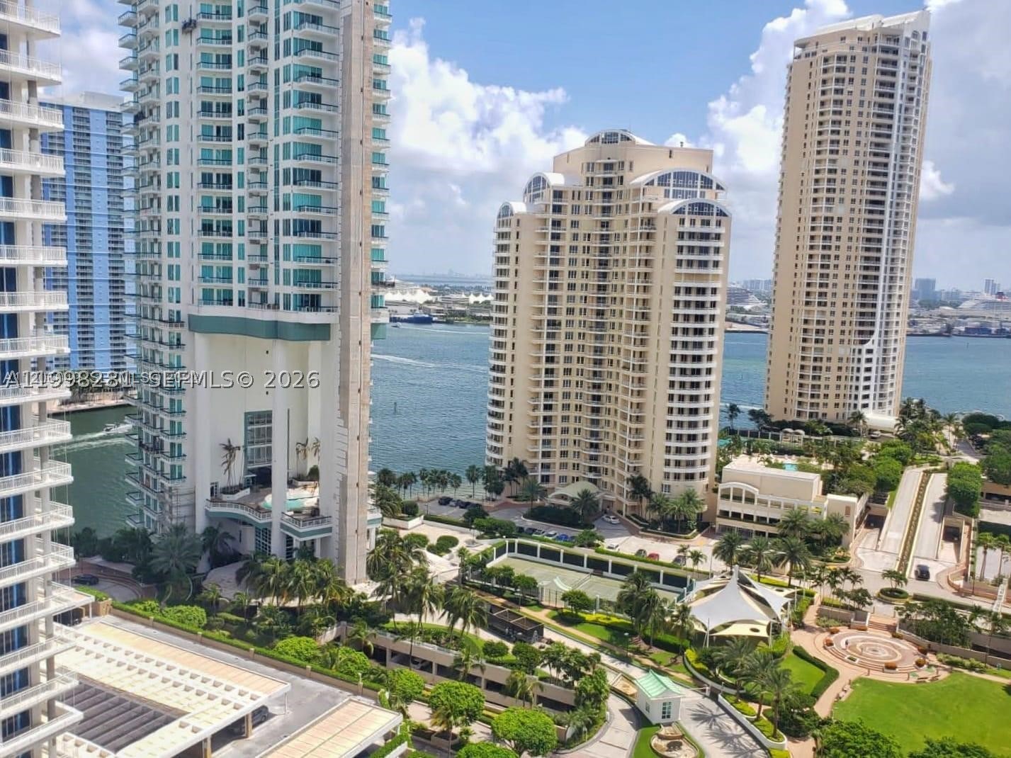 701 Brickell Key Blvd #2306, Miami FL 33131