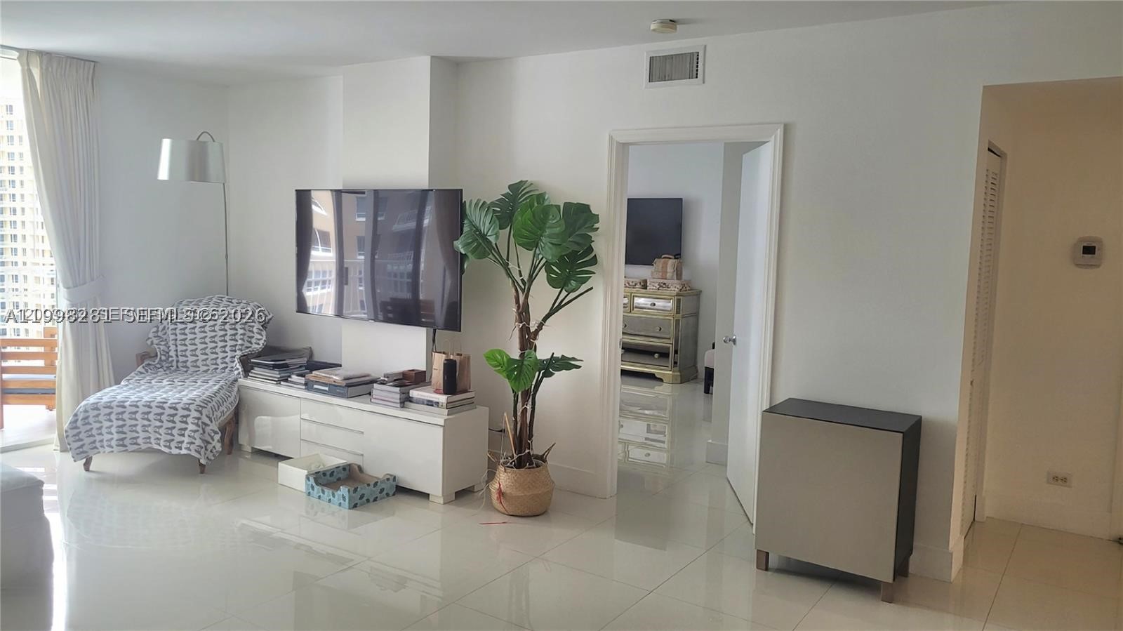 701 Brickell Key Blvd #2306, Miami FL 33131