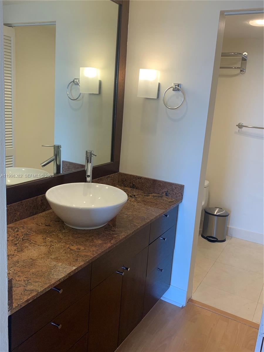 177 Ocean Lane Dr #512, Key Biscayne FL 33149
