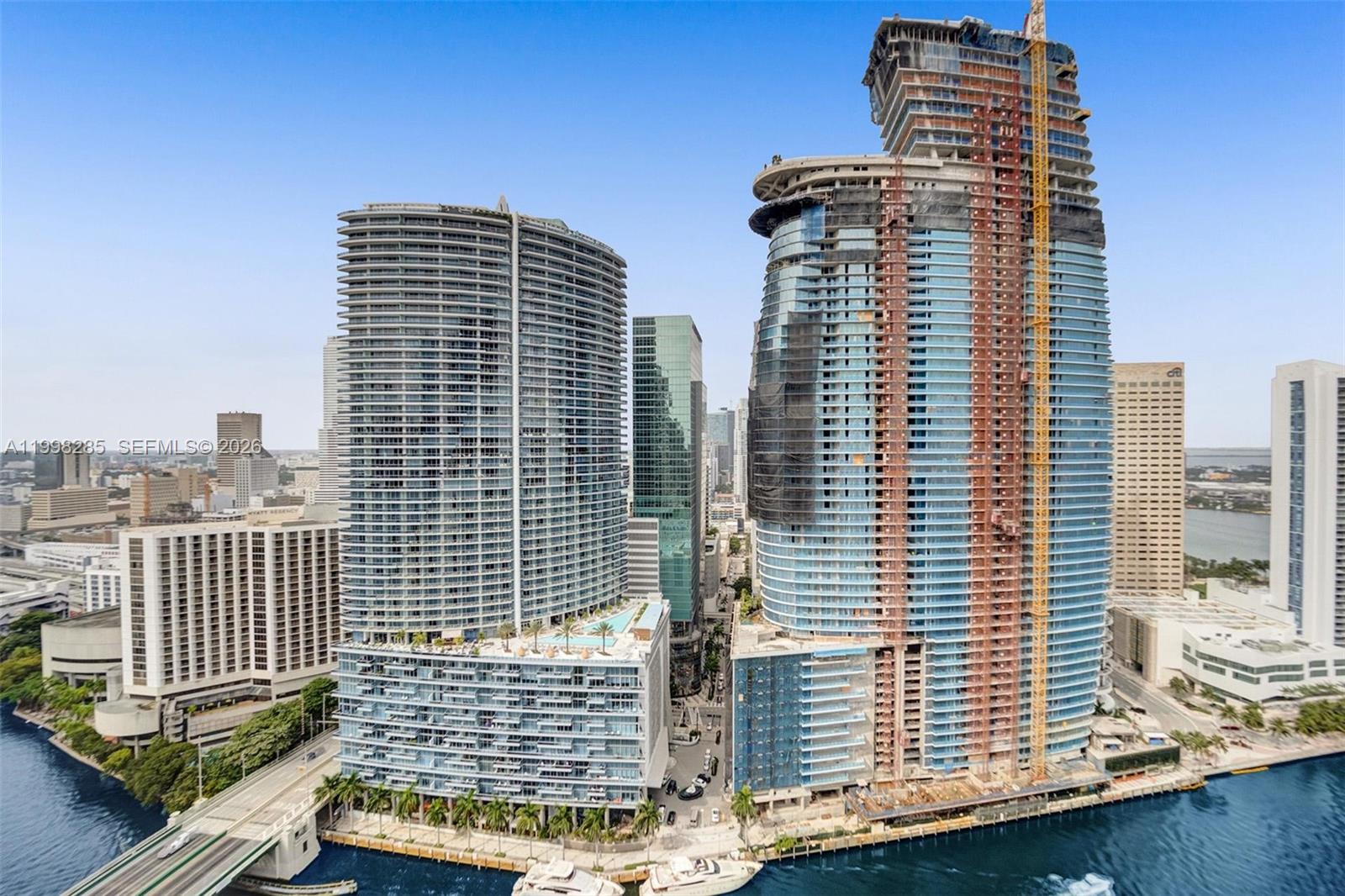 475 Brickell Ave #3310, Miami FL 33131