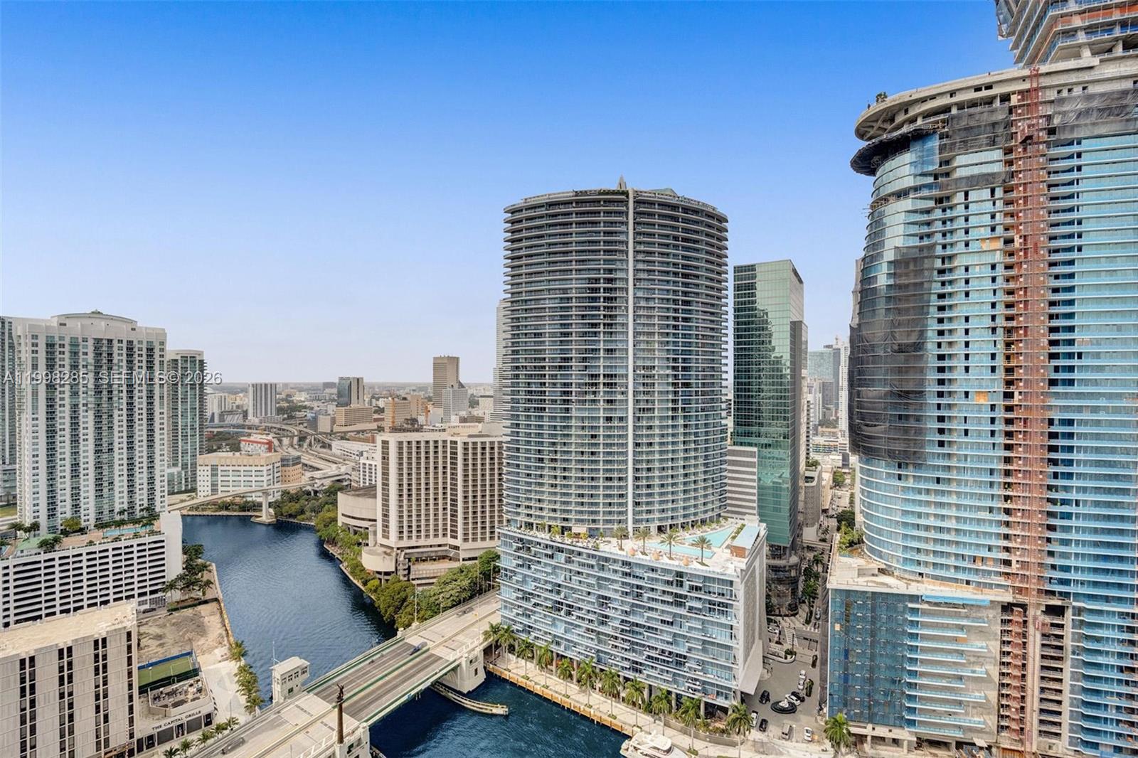 475 Brickell Ave #3310, Miami FL 33131