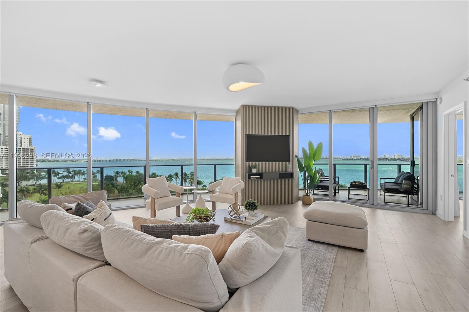 488 NE 18th St #715, Miami FL 33132