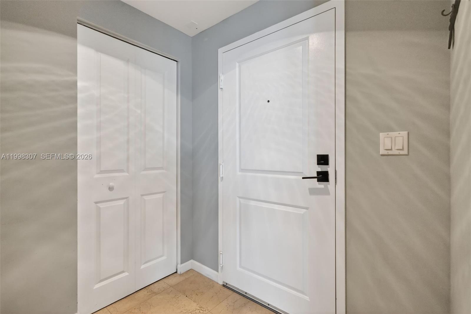 7910 Harbor Island Dr #406, North Bay Village FL 33141