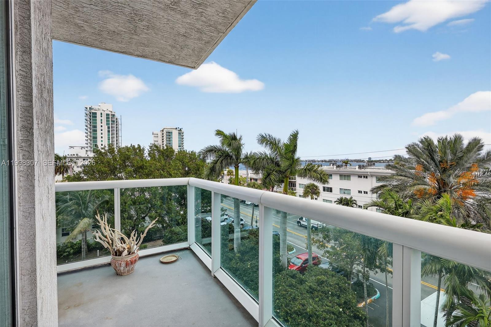 7910 Harbor Island Dr #406, North Bay Village FL 33141