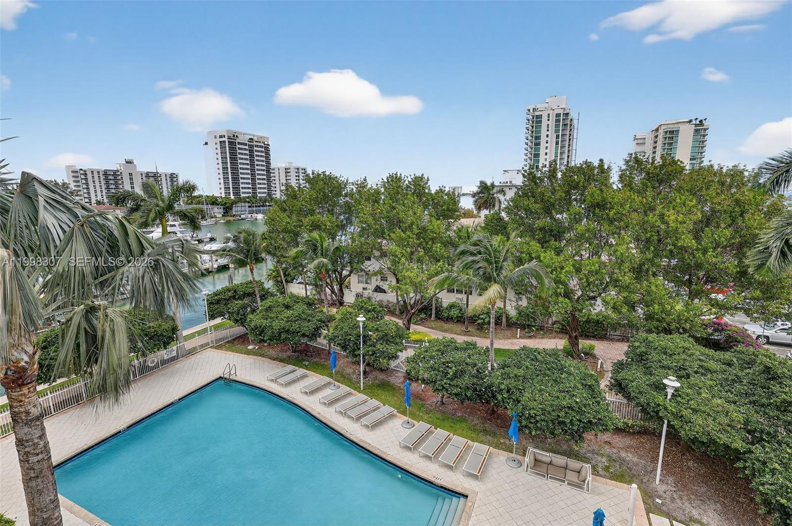 7910 Harbor Island Dr #406, North Bay Village FL 33141