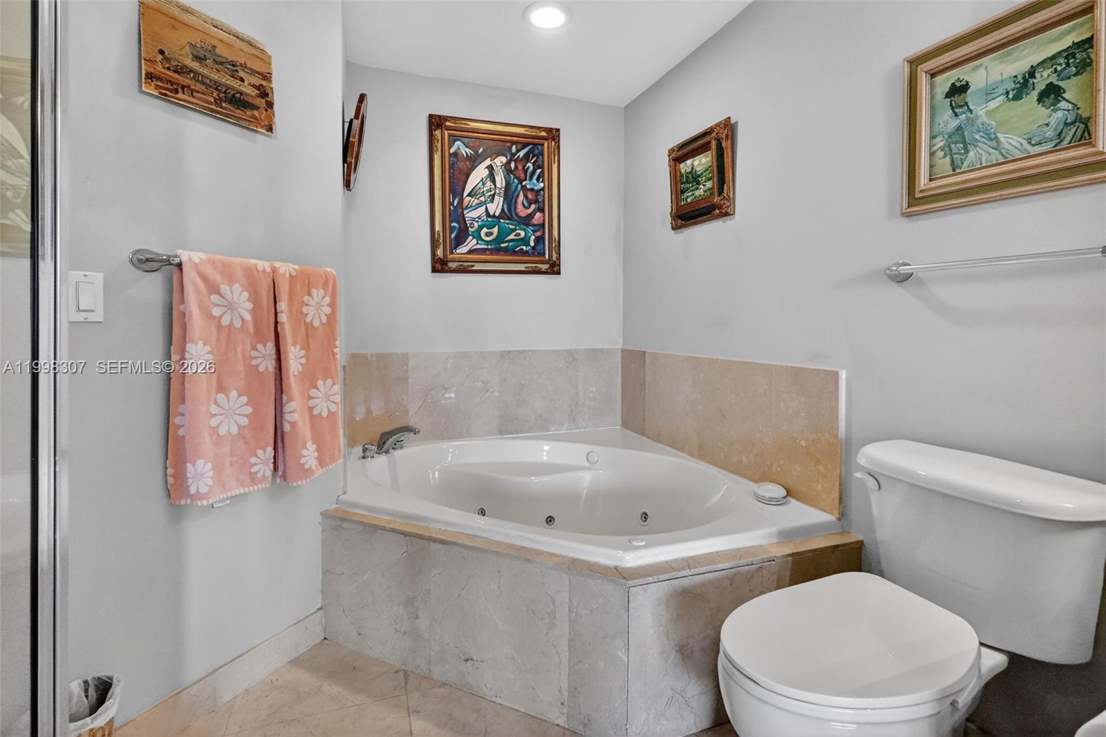 7910 Harbor Island Dr #406, North Bay Village FL 33141