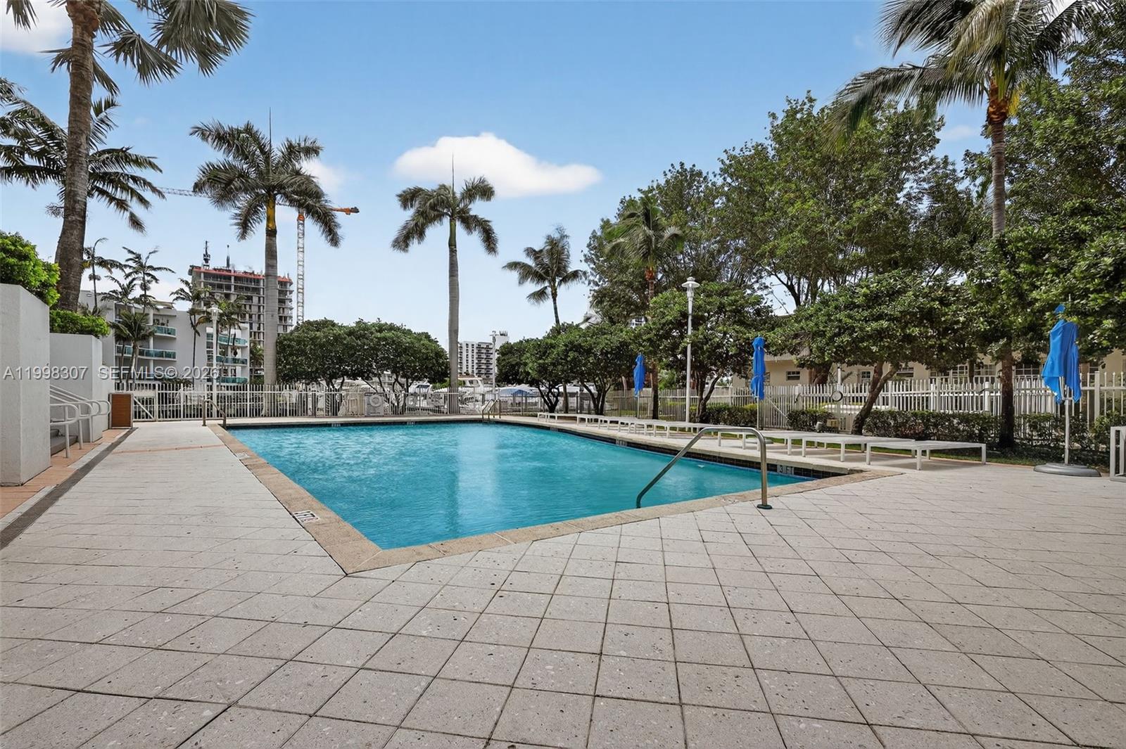 7910 Harbor Island Dr #406, North Bay Village FL 33141