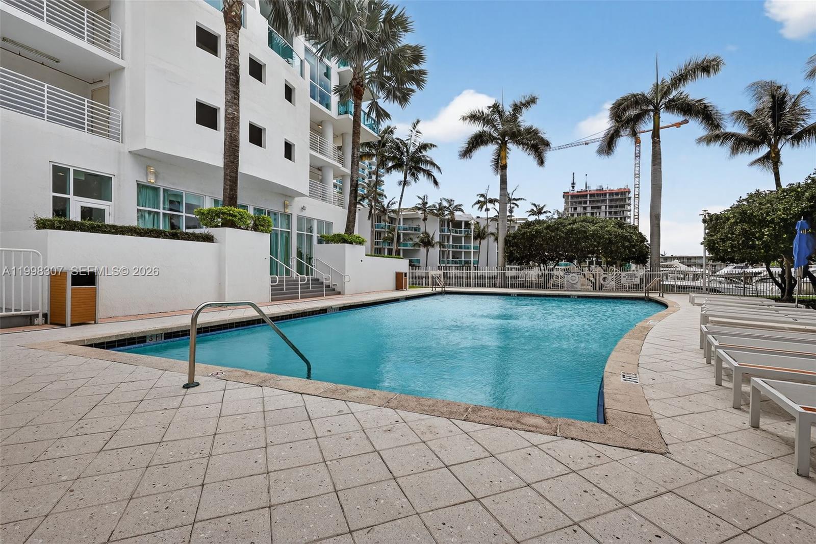 7910 Harbor Island Dr #406, North Bay Village FL 33141