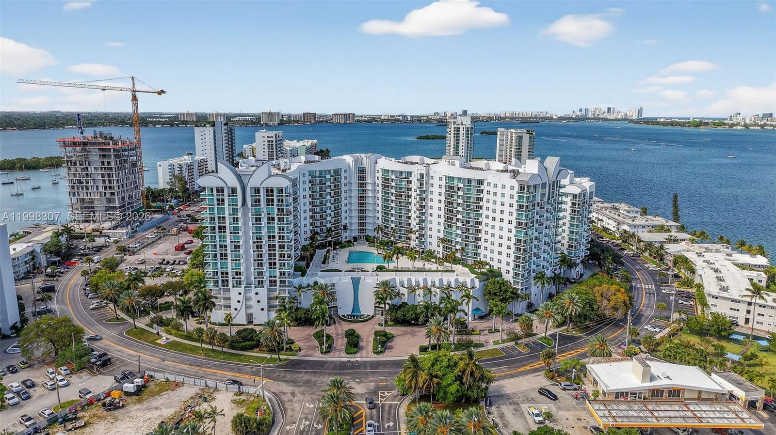 7910 Harbor Island Dr #406, North Bay Village FL 33141