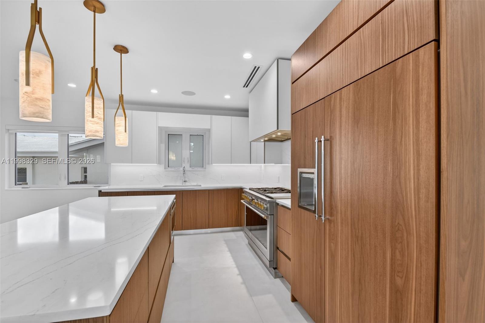 1017 S Palmway, Lake Worth FL 33460