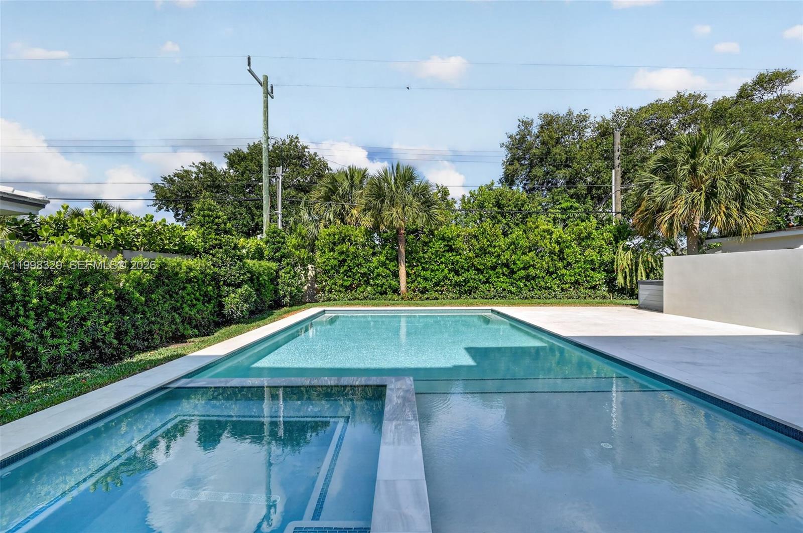 1017 S Palmway, Lake Worth FL 33460