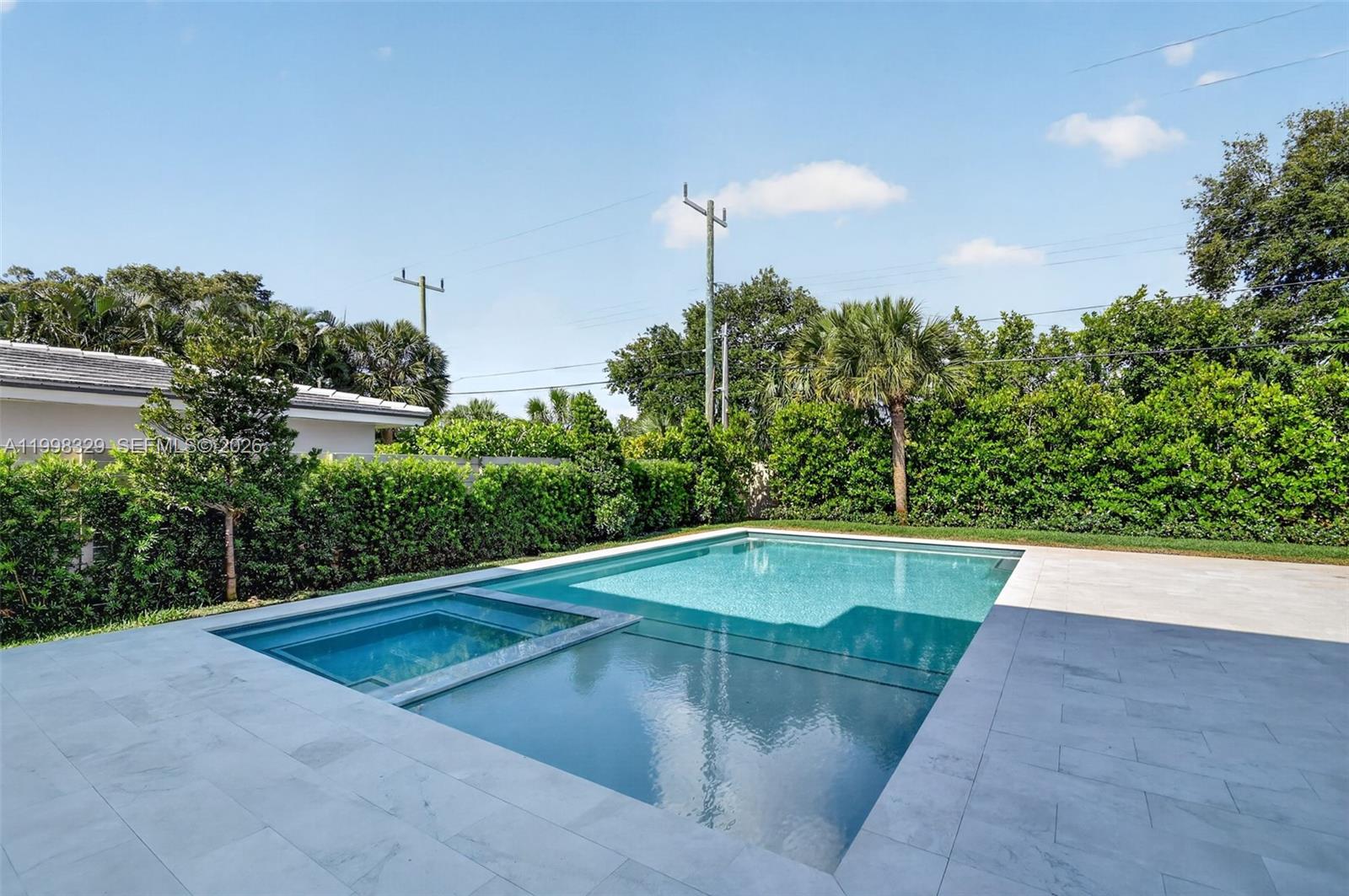 1017 S Palmway, Lake Worth FL 33460