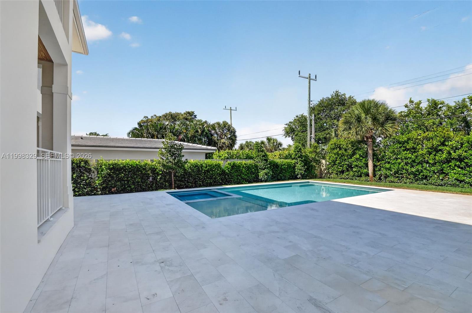 1017 S Palmway, Lake Worth FL 33460