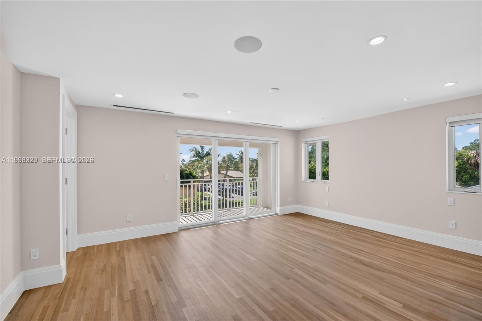 1017 S Palmway, Lake Worth FL 33460