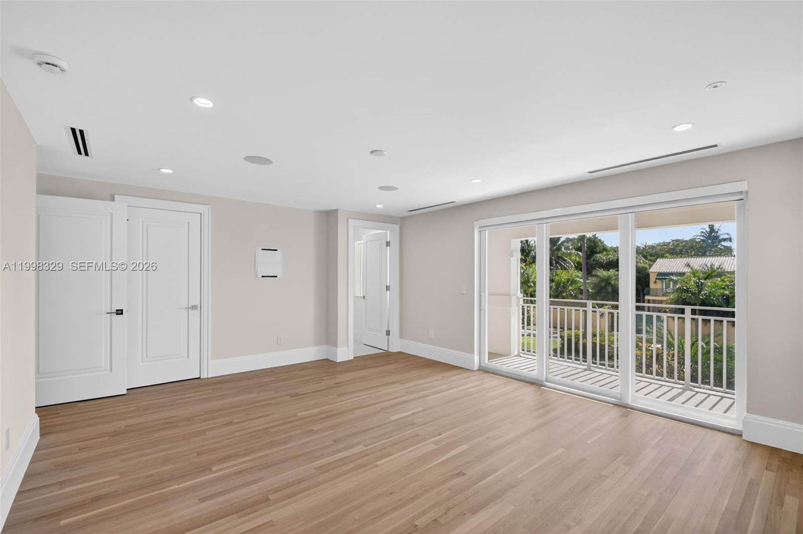 1017 S Palmway, Lake Worth FL 33460