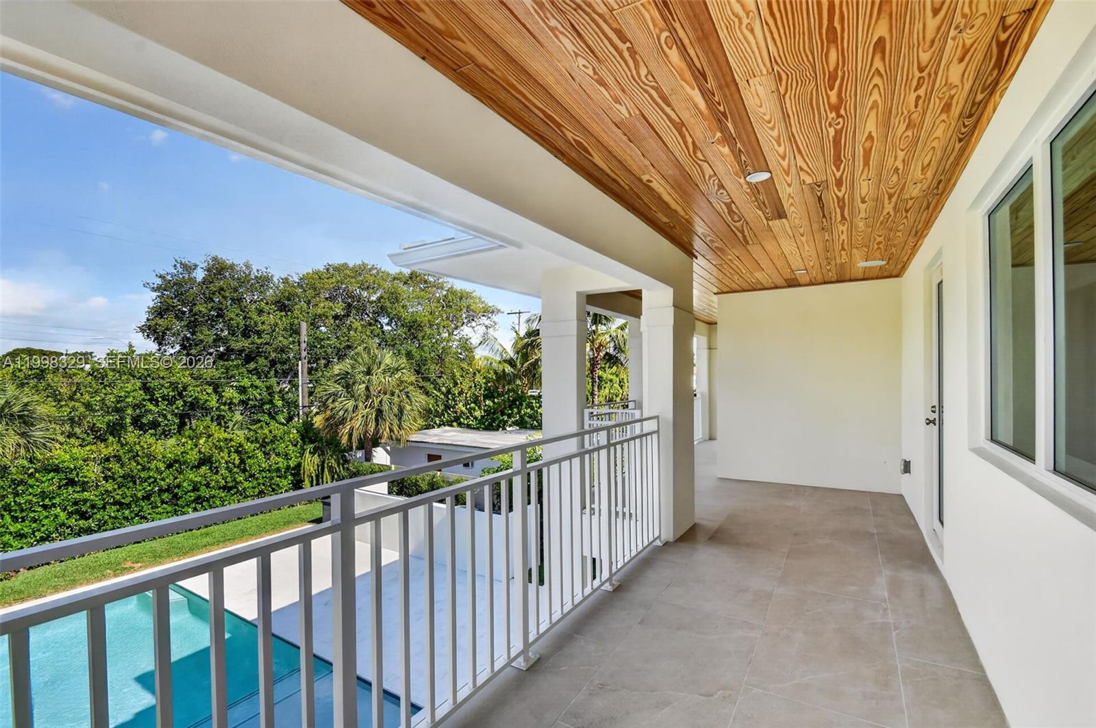 1017 S Palmway, Lake Worth FL 33460