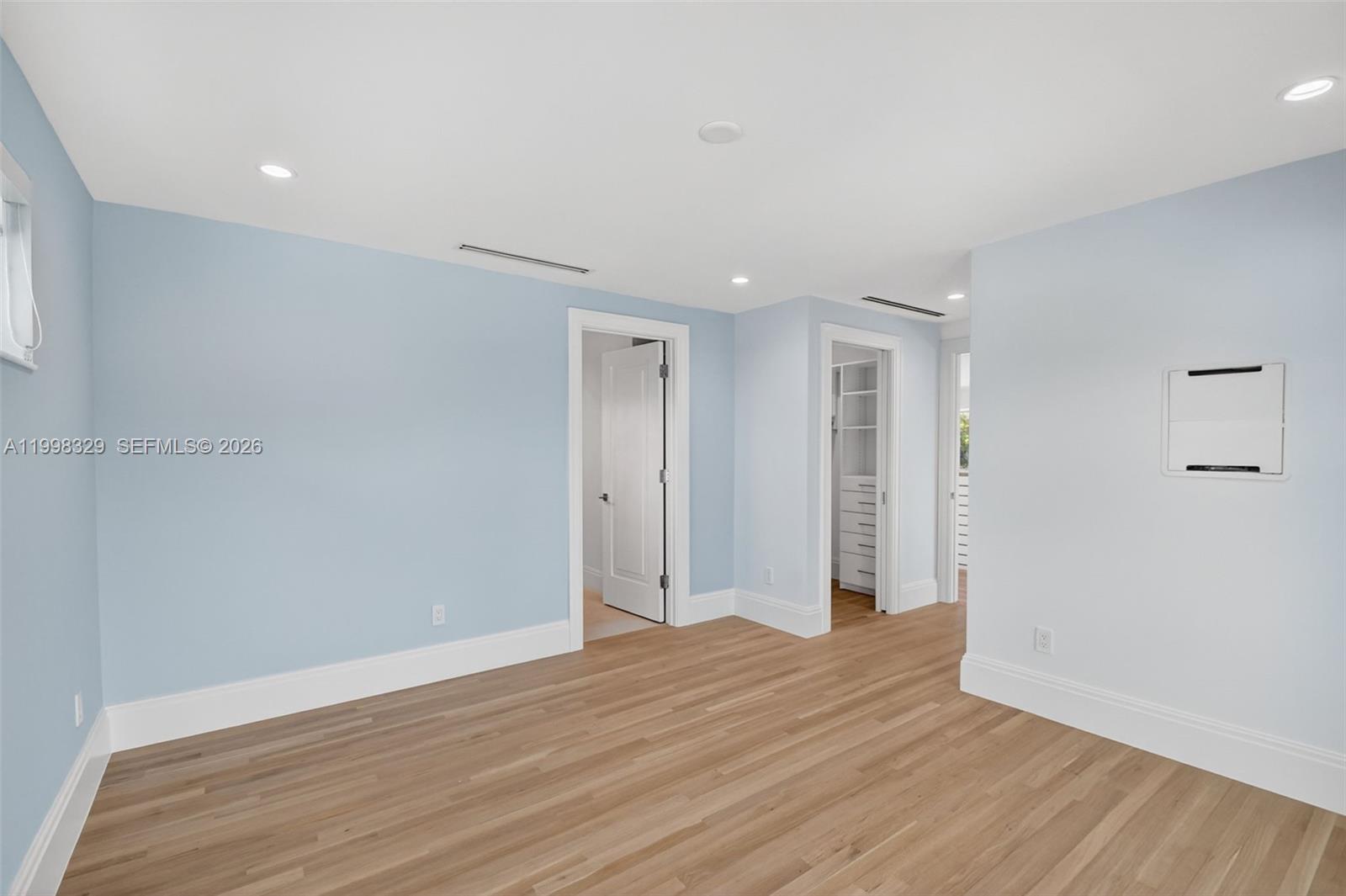 1017 S Palmway, Lake Worth FL 33460