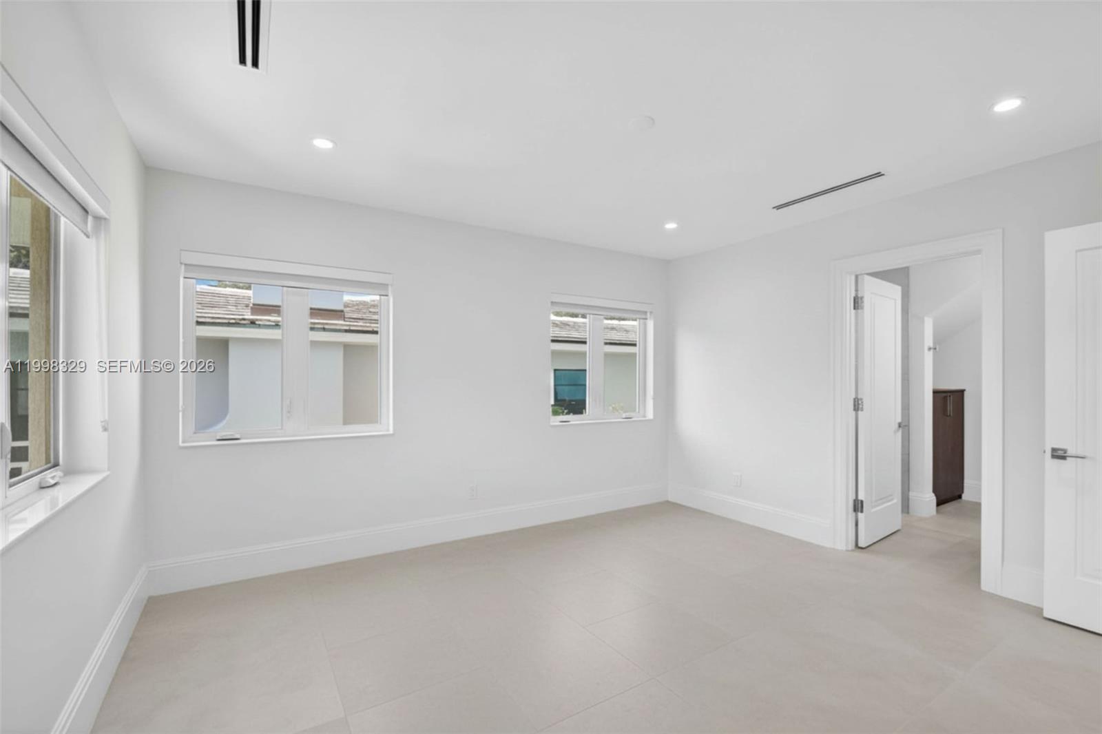 1017 S Palmway, Lake Worth FL 33460