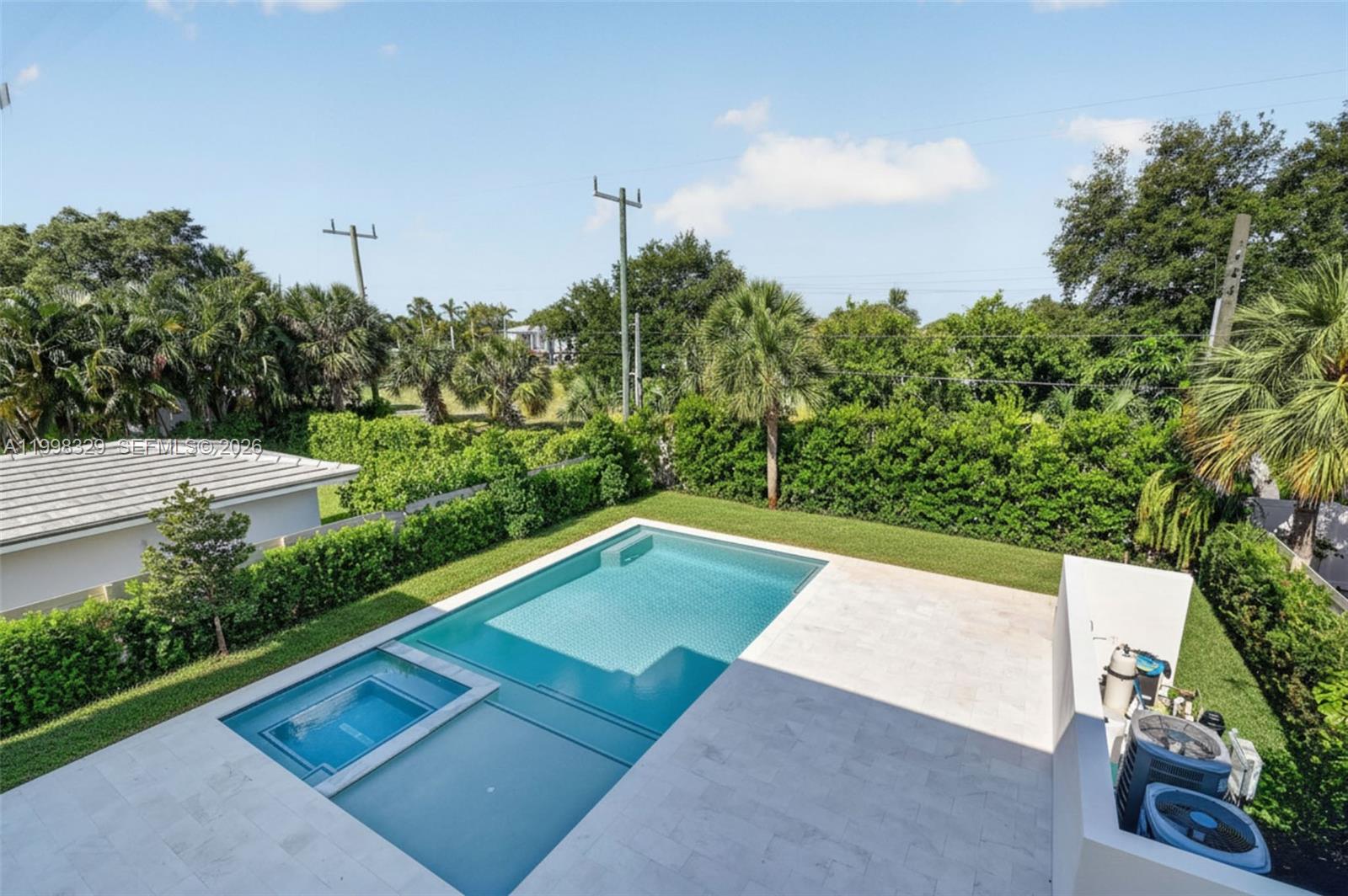 1017 S Palmway, Lake Worth FL 33460