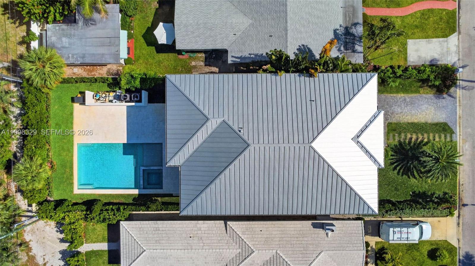 1017 S Palmway, Lake Worth FL 33460