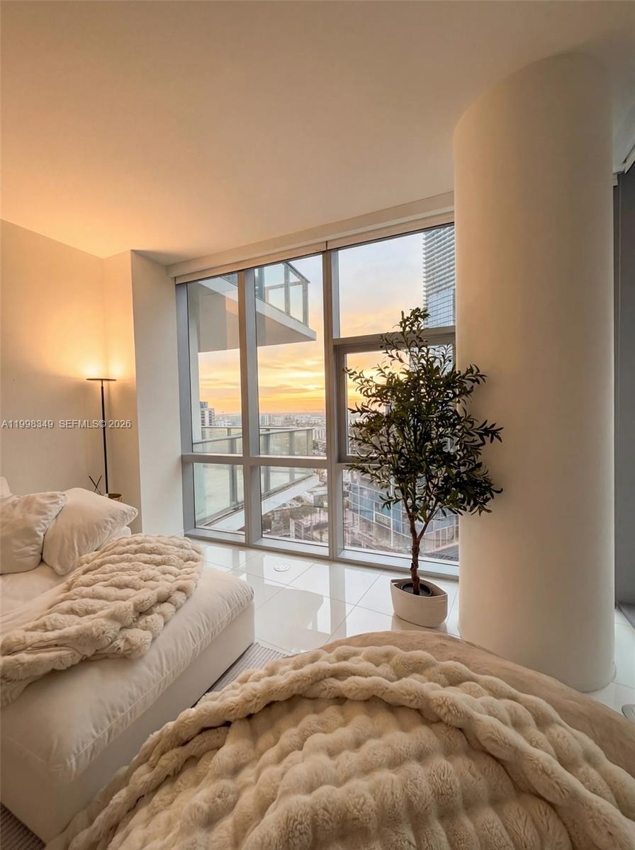 851 NE 1st Ave #2301, Miami FL 33132