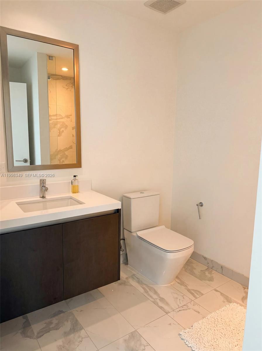 851 NE 1st Ave #2301, Miami FL 33132
