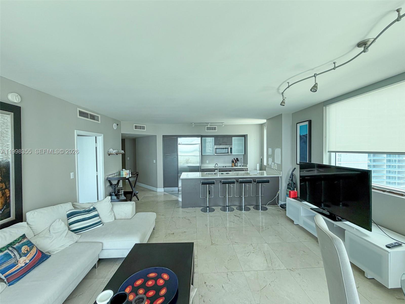 500 Brickell Ave #3001, Miami FL 33131