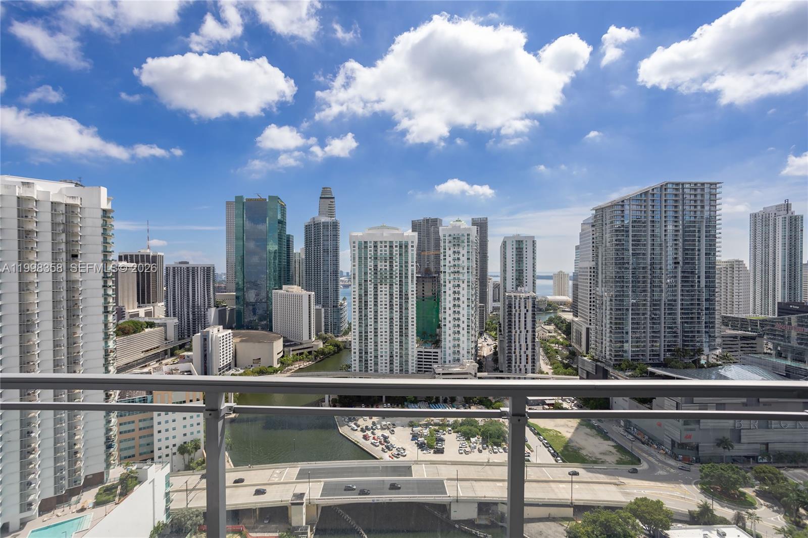 92 SW 3rd St #3512, Miami FL 33130