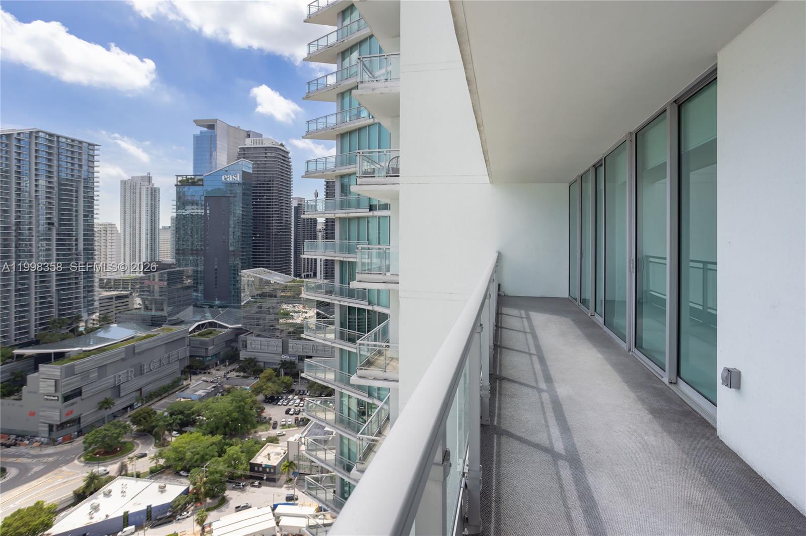 92 SW 3rd St #3512, Miami FL 33130