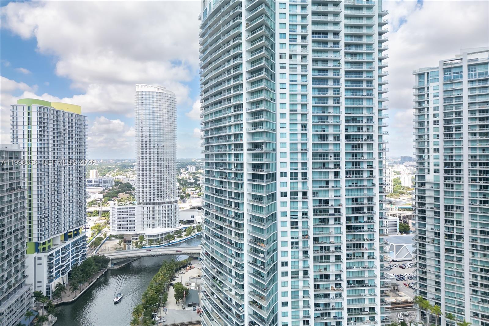 92 SW 3rd St #3512, Miami FL 33130