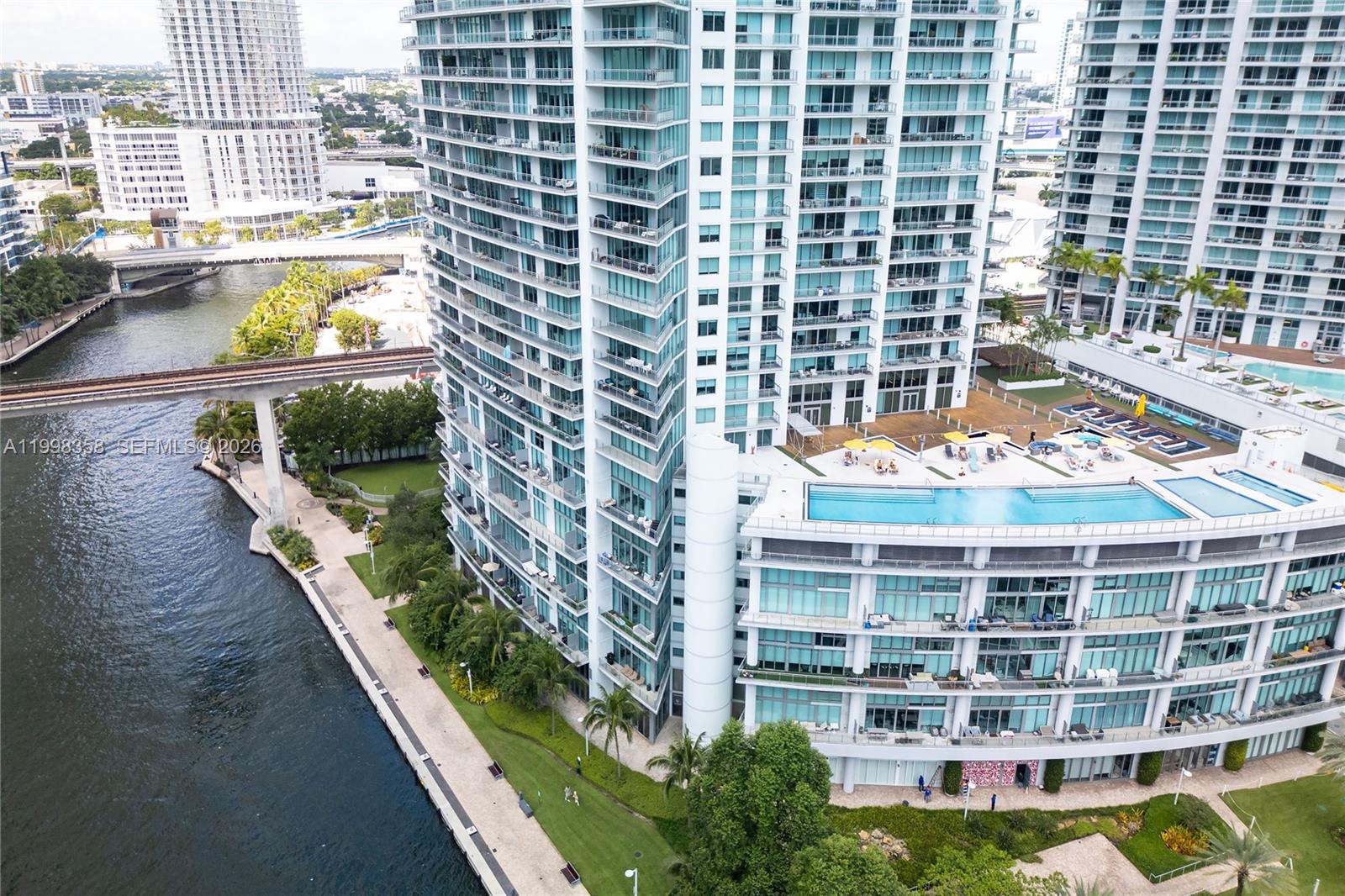 92 SW 3rd St #3512, Miami FL 33130