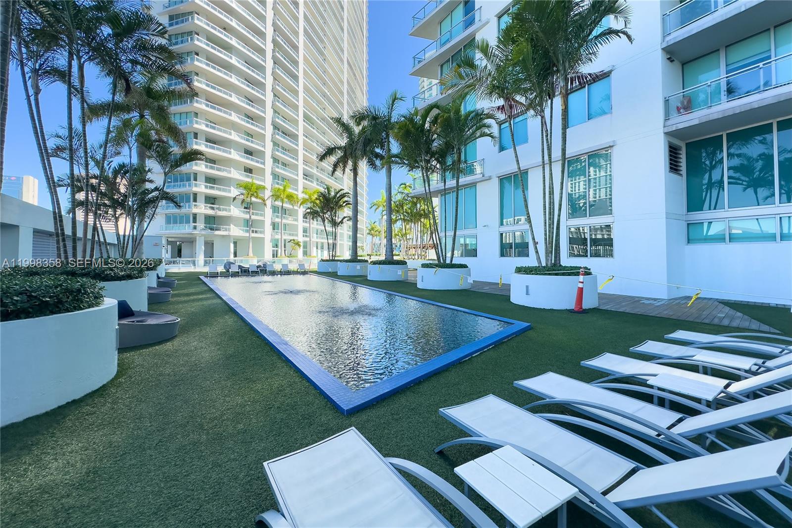 92 SW 3rd St #3512, Miami FL 33130