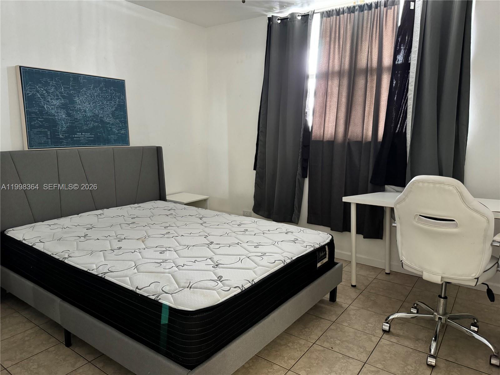 3660 NE 166th St #812, North Miami Beach FL 33160