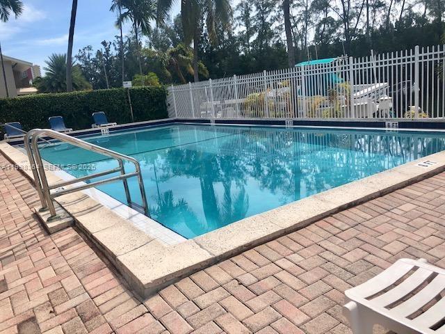 3660 NE 166th St #812, North Miami Beach FL 33160