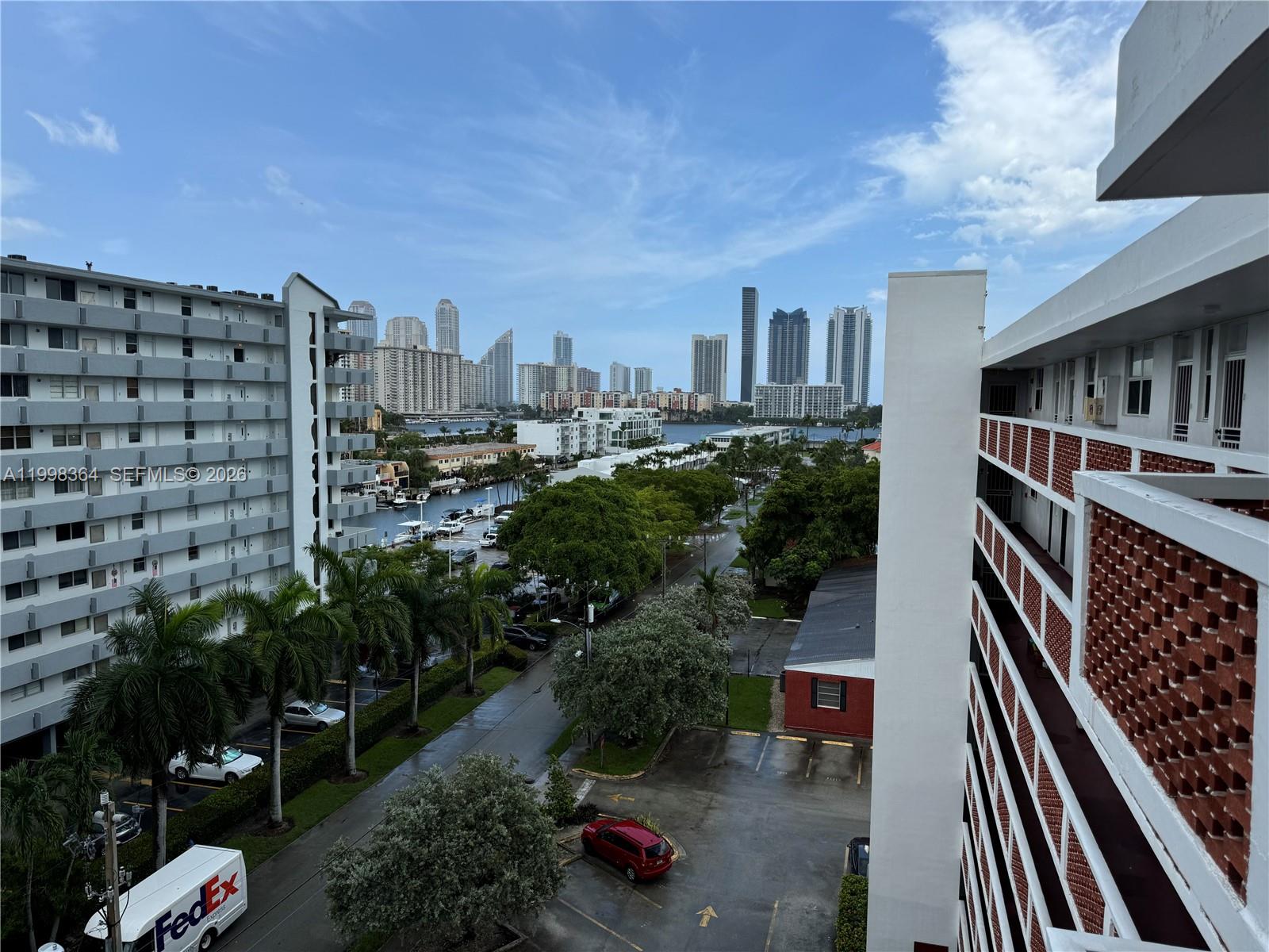 3660 NE 166th St #812, North Miami Beach FL 33160
