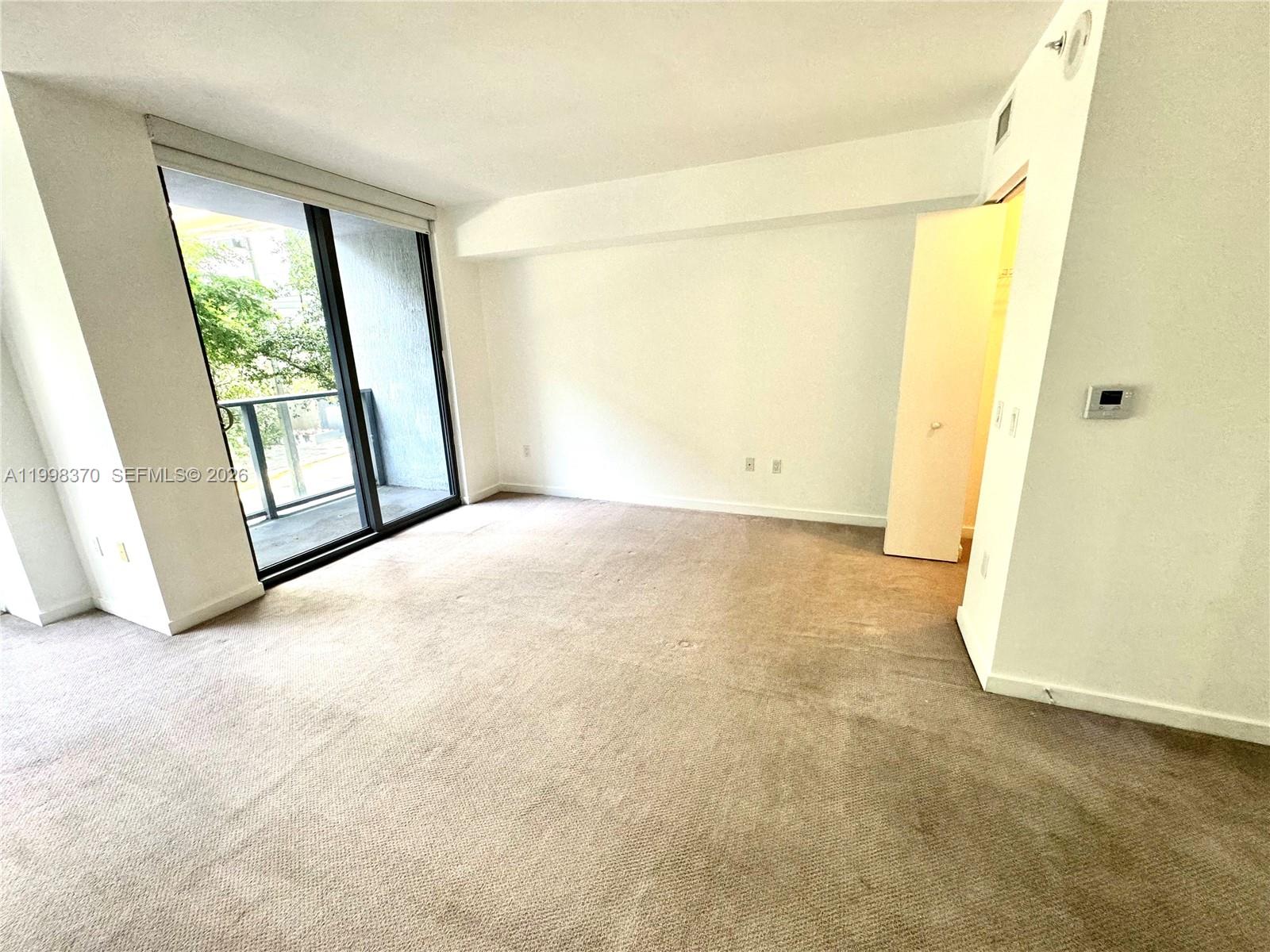 31 SE 6th St #303, Miami FL 33131